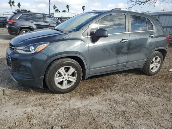 KL7CJLSB3JB722804 2018 CHEVROLET TRAX - Image 1