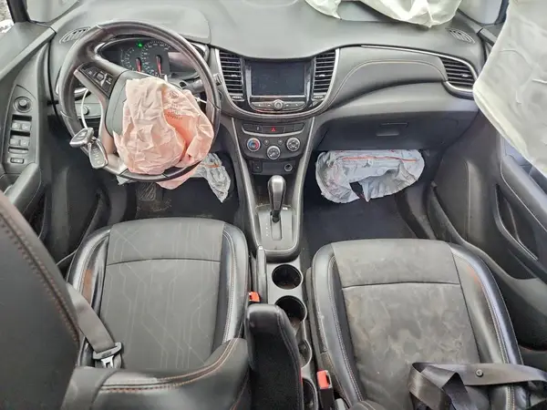 KL7CJLSB3KB760583 2019 CHEVROLET TRAX - Image 8