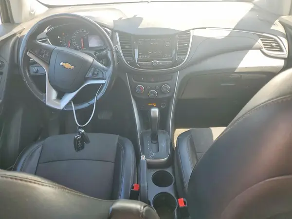 KL7CJLSB3KB813962 2019 CHEVROLET TRAX - Image 8