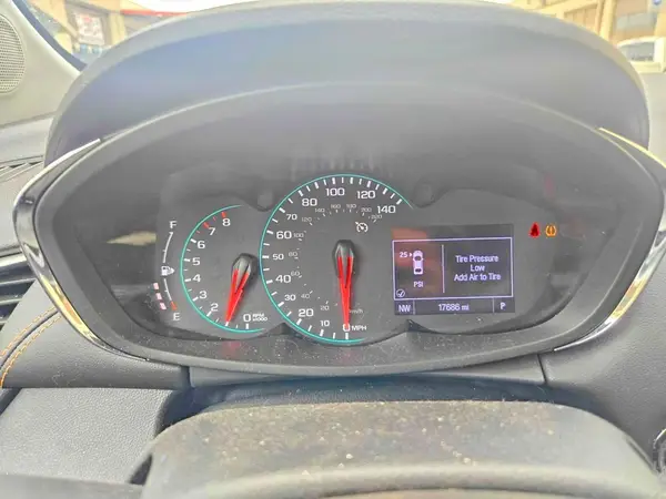 KL7CJLSB3KB819051 2019 CHEVROLET TRAX - Image 8