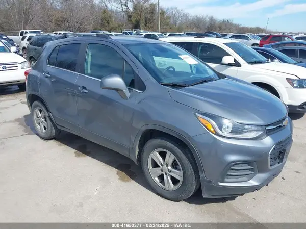 KL7CJLSB3KB875491 2019 CHEVROLET TRAX - Image 1