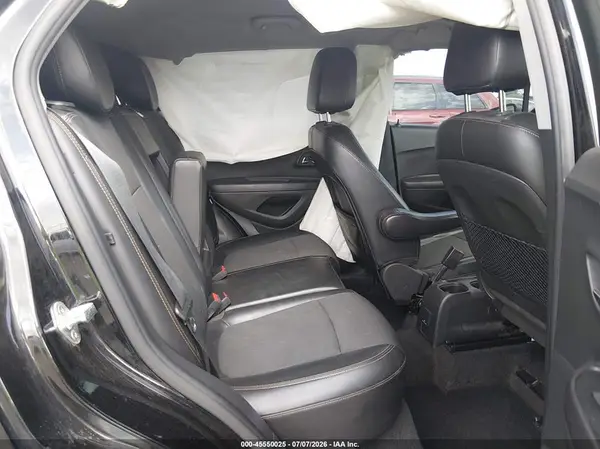 KL7CJLSB3KB879041 2019 CHEVROLET TRAX - Image 8