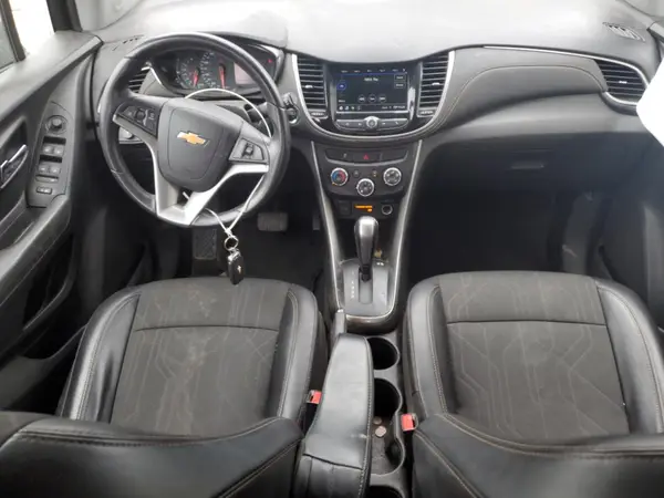 KL7CJLSB3KB902401 2019 CHEVROLET TRAX - Image 8