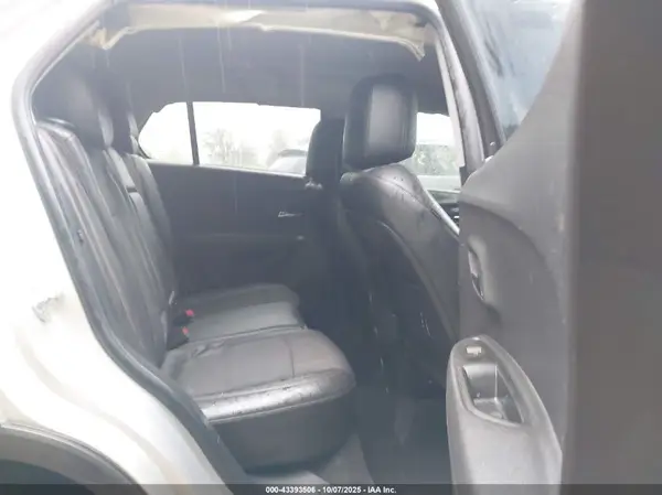 KL7CJLSB3KB908828 2019 CHEVROLET TRAX - Image 8