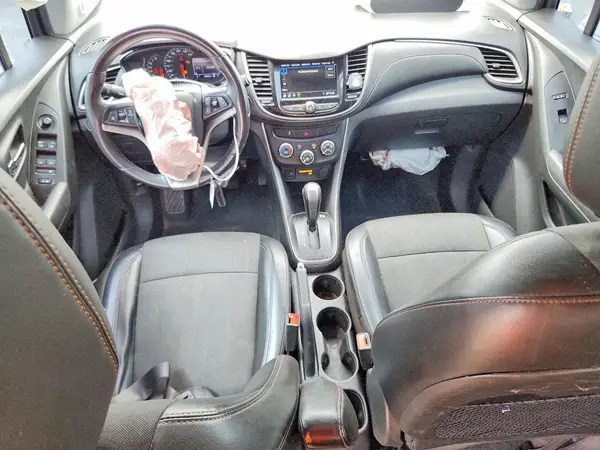 KL7CJLSB3KB909865 2019 CHEVROLET TRAX - Image 8