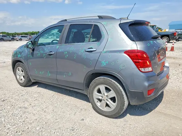 KL7CJLSB3KB921238 2019 CHEVROLET TRAX - Image 2