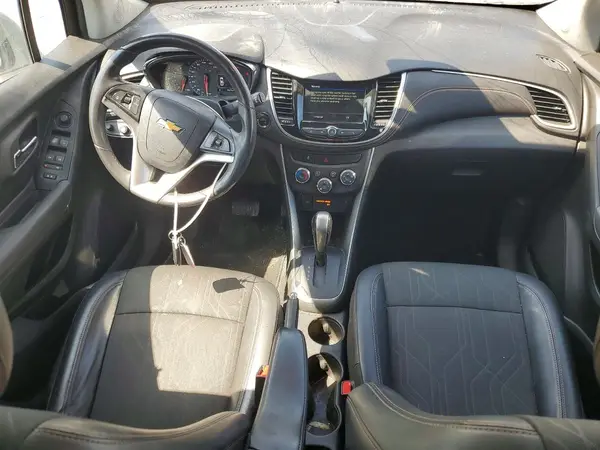 KL7CJLSB3KB921238 2019 CHEVROLET TRAX - Image 8