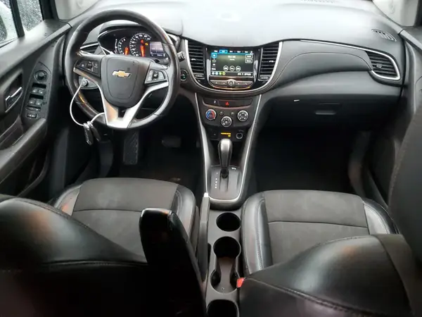 KL7CJLSB3KB962517 2019 CHEVROLET TRAX - Image 8