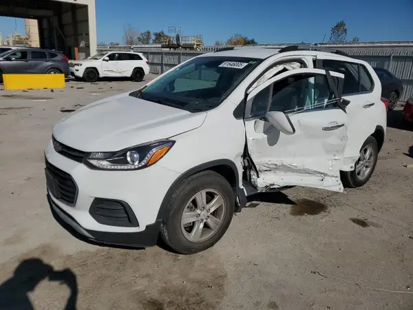 KL7CJLSB3KB963912 2019 CHEVROLET TRAX - Image 1