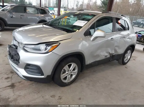 KL7CJLSB3LB018251 2020 CHEVROLET TRAX - Image 2