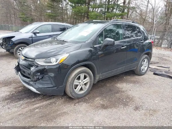 KL7CJLSB3LB025068 2020 CHEVROLET TRAX - Image 2