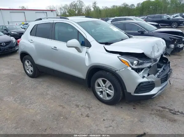KL7CJLSB3LB030237 2020 CHEVROLET TRAX - Image 1