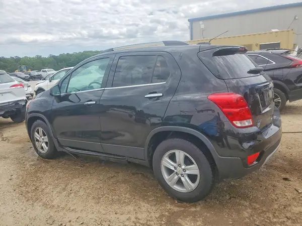 KL7CJLSB3LB064467 2020 CHEVROLET TRAX - Image 2