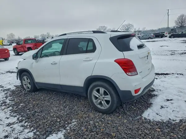 KL7CJLSB3LB092690 2020 CHEVROLET TRAX - Image 2