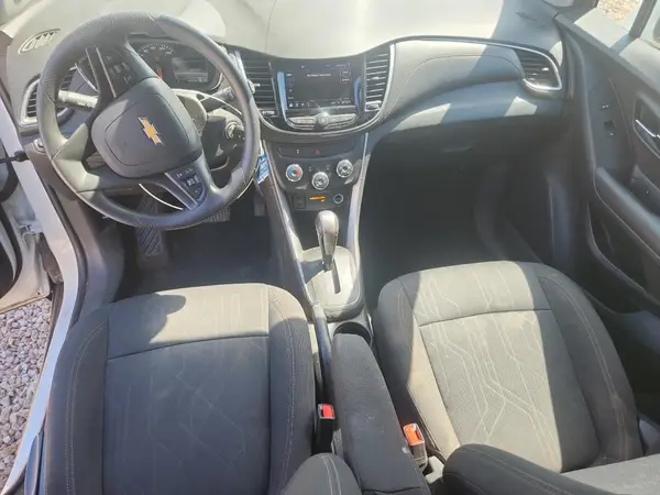 KL7CJLSB3LB316105 2020 CHEVROLET TRAX - Image 8