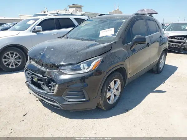 KL7CJLSB3LB317030 2020 CHEVROLET TRAX - Image 2