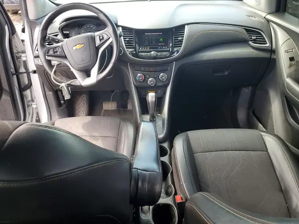KL7CJLSB3LB319926 2020 CHEVROLET TRAX - Image 8