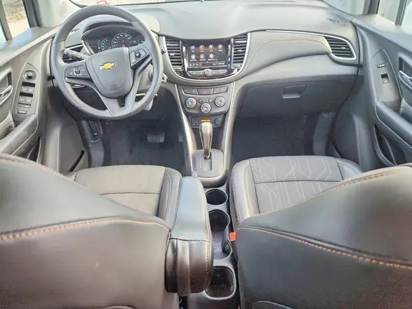 KL7CJLSB3MB304988 2021 CHEVROLET TRAX - Image 8