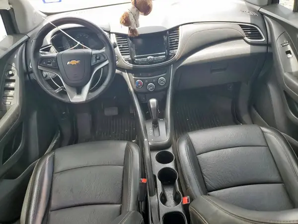 KL7CJLSB3MB311052 2021 CHEVROLET TRAX - Image 8