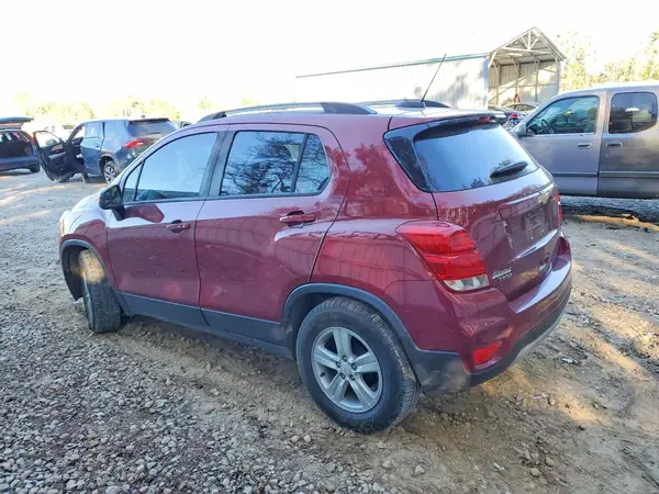 KL7CJLSB3MB313044 2021 CHEVROLET TRAX - Image 2
