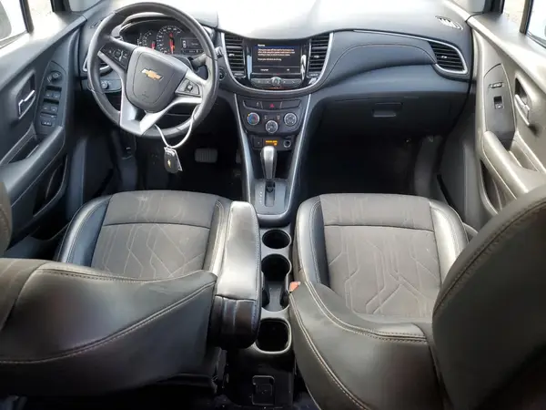 KL7CJLSB3MB314887 2021 CHEVROLET TRAX - Image 8