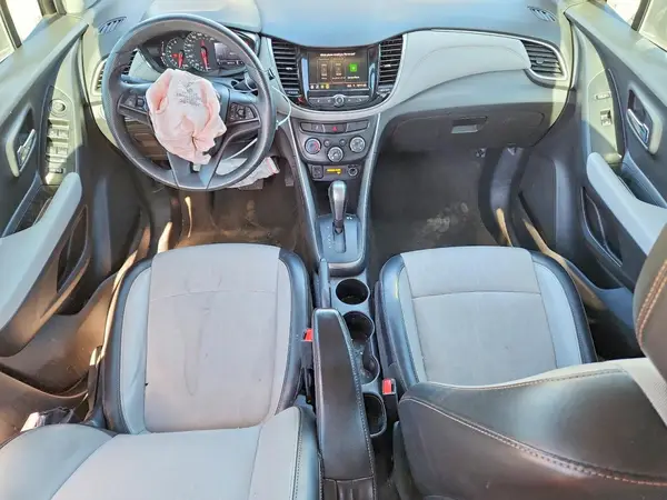KL7CJLSB3MB323461 2021 CHEVROLET TRAX - Image 8