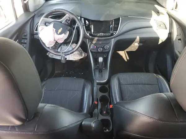 KL7CJLSB3MB326568 2021 CHEVROLET TRAX - Image 8