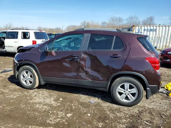 KL7CJLSB3MB330183 2021 CHEVROLET TRAX - Image 2