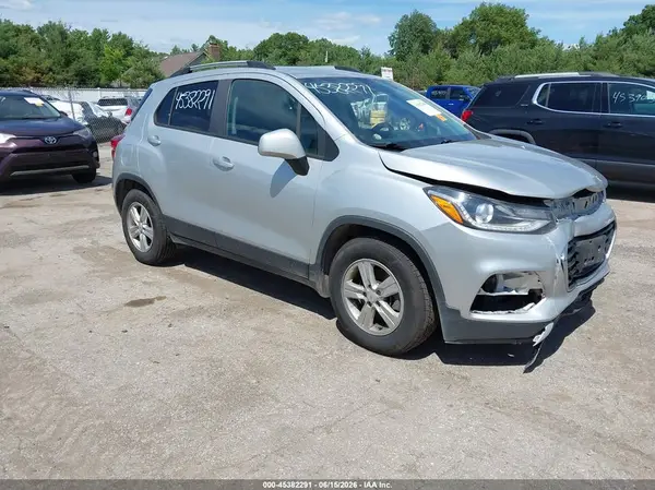 KL7CJLSB3MB330443 2021 CHEVROLET TRAX - Image 1