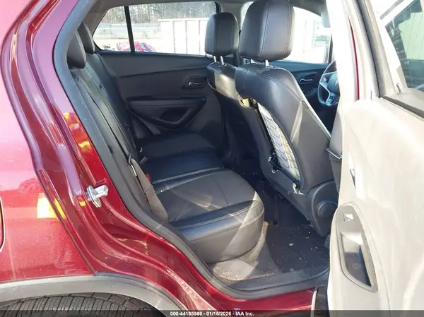 KL7CJLSB3MB354340 2021 CHEVROLET TRAX - Image 8