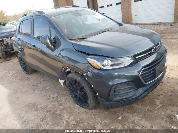 KL7CJLSB3MB356167 2021 CHEVROLET TRAX - Image 1