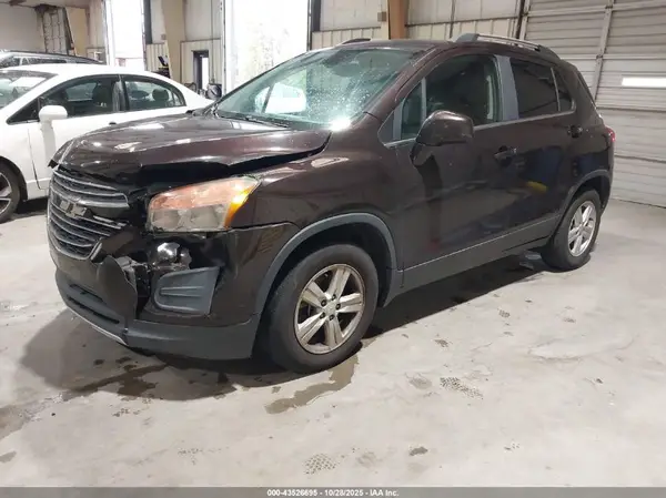 KL7CJLSB4GB558424 2016 CHEVROLET TRAX - Image 2