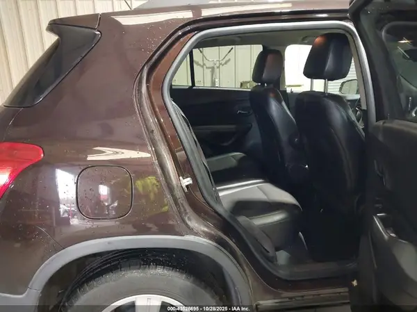 KL7CJLSB4GB558424 2016 CHEVROLET TRAX - Image 8