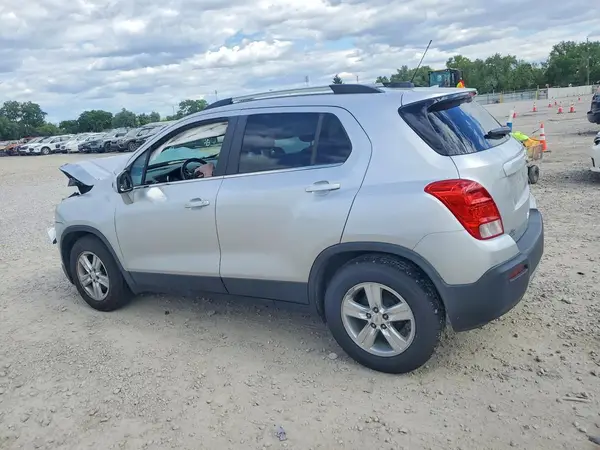 KL7CJLSB4GB567110 2016 CHEVROLET TRAX - Image 2
