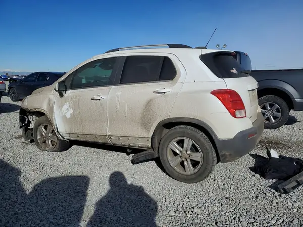 KL7CJLSB4GB615639 2016 CHEVROLET TRAX - Image 2