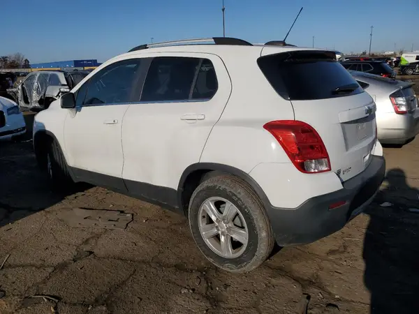 KL7CJLSB4GB619495 2016 CHEVROLET TRAX - Image 2