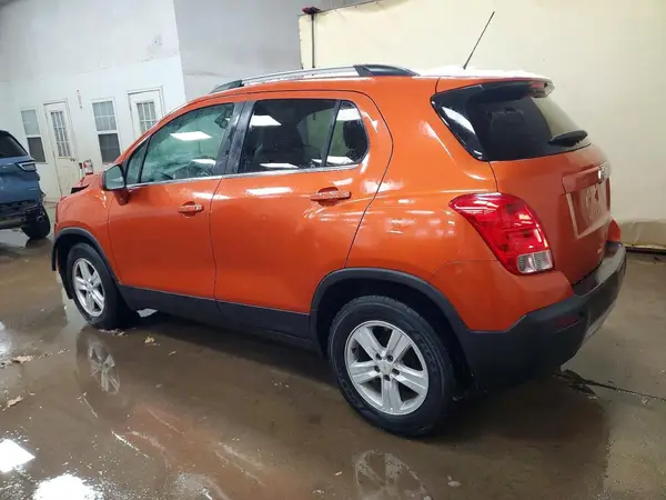 KL7CJLSB4GB640962 2016 CHEVROLET TRAX - Image 2