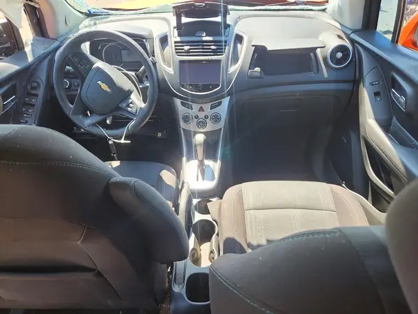 KL7CJLSB4GB663786 2016 CHEVROLET TRAX - Image 8