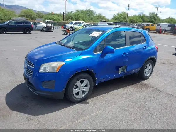 KL7CJLSB4GB674500 2016 CHEVROLET TRAX - Image 2