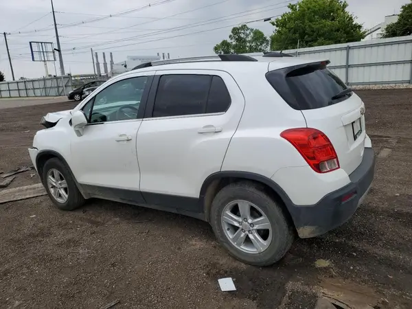 KL7CJLSB4GB690227 2016 CHEVROLET TRAX - Image 2