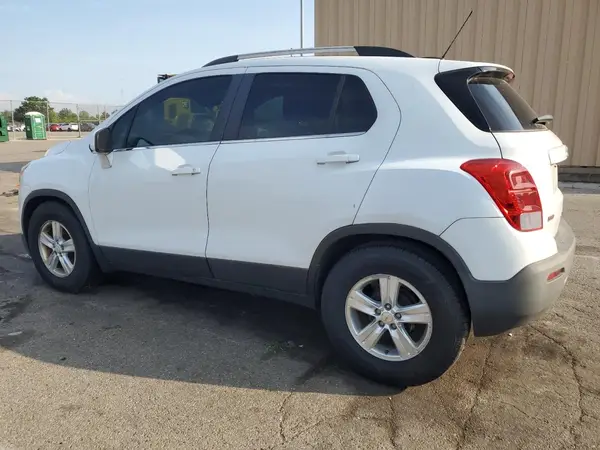 KL7CJLSB4GB759322 2016 CHEVROLET TRAX - Image 2