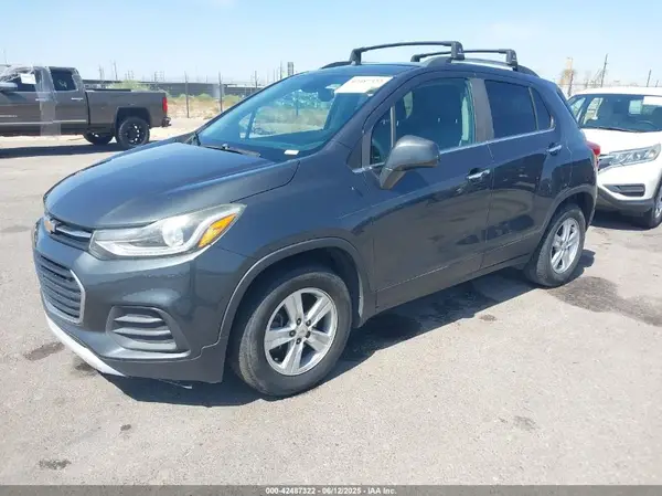 KL7CJLSB4HB108709 2017 CHEVROLET TRAX - Image 2