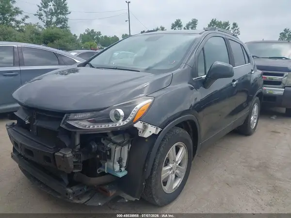 KL7CJLSB4HB196659 2017 CHEVROLET TRAX - Image 2