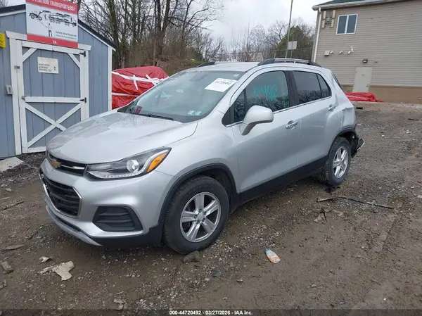 KL7CJLSB4HB196824 2017 CHEVROLET TRAX - Image 2
