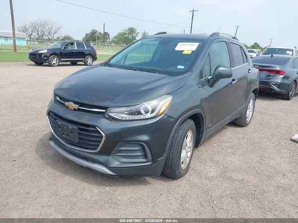 KL7CJLSB4HB233872 2017 CHEVROLET TRAX - Image 2
