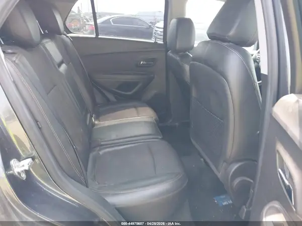 KL7CJLSB4HB233872 2017 CHEVROLET TRAX - Image 8