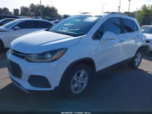 KL7CJLSB4HB237615 2017 CHEVROLET TRAX - Image 2
