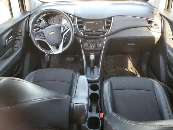 KL7CJLSB4JB532879 2018 CHEVROLET TRAX - Image 8