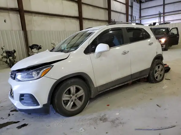 KL7CJLSB4JB562481 2018 CHEVROLET TRAX - Image 1