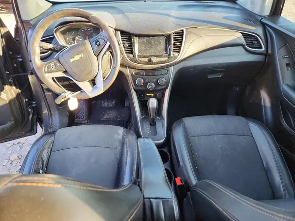 KL7CJLSB4JB632190 2018 CHEVROLET TRAX - Image 8